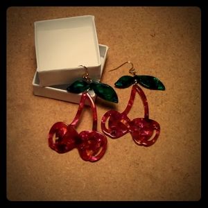 🍒 UO Cherry Statement Earrings